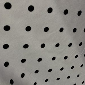 Stretch o plana en crisis plata con Lunar en negro de terciopelo, ideal para flamenca y para vestir