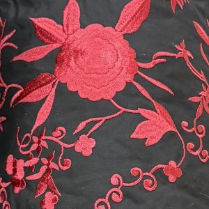 Tela mantón  Flamenca Negro con Flor Roja